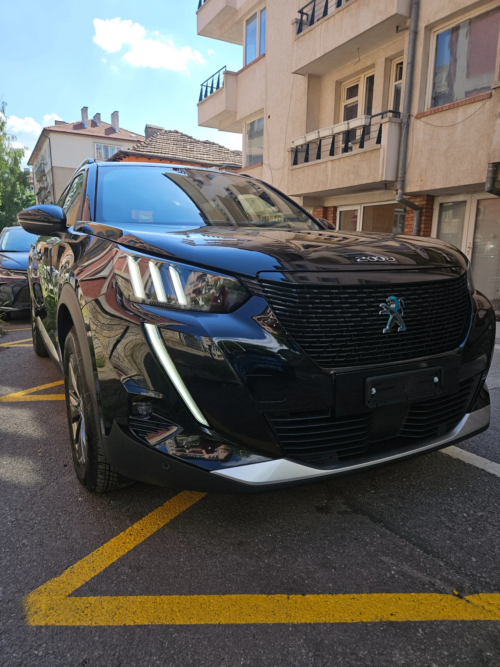 Peugeot 2008 GT 2008e 54kW 2022 Swiss , снимка 14 - Автомобили и джипове - 54859702