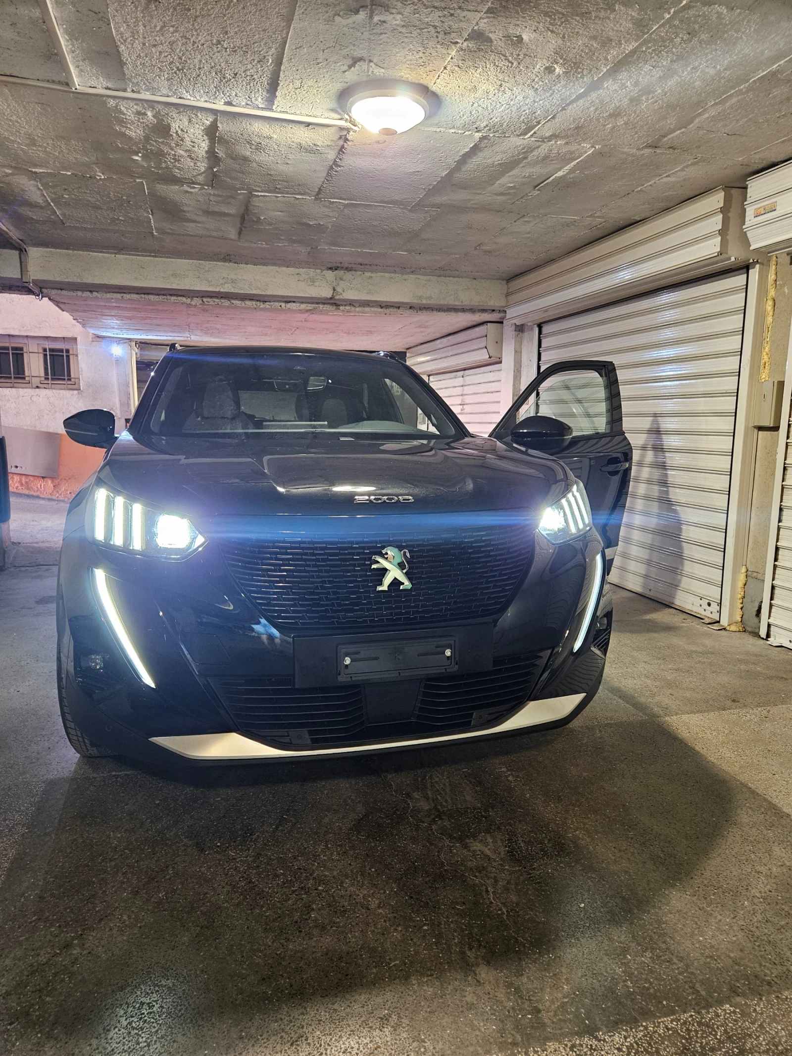 Peugeot 2008 GT 2008e 54kW 2022 Swiss 