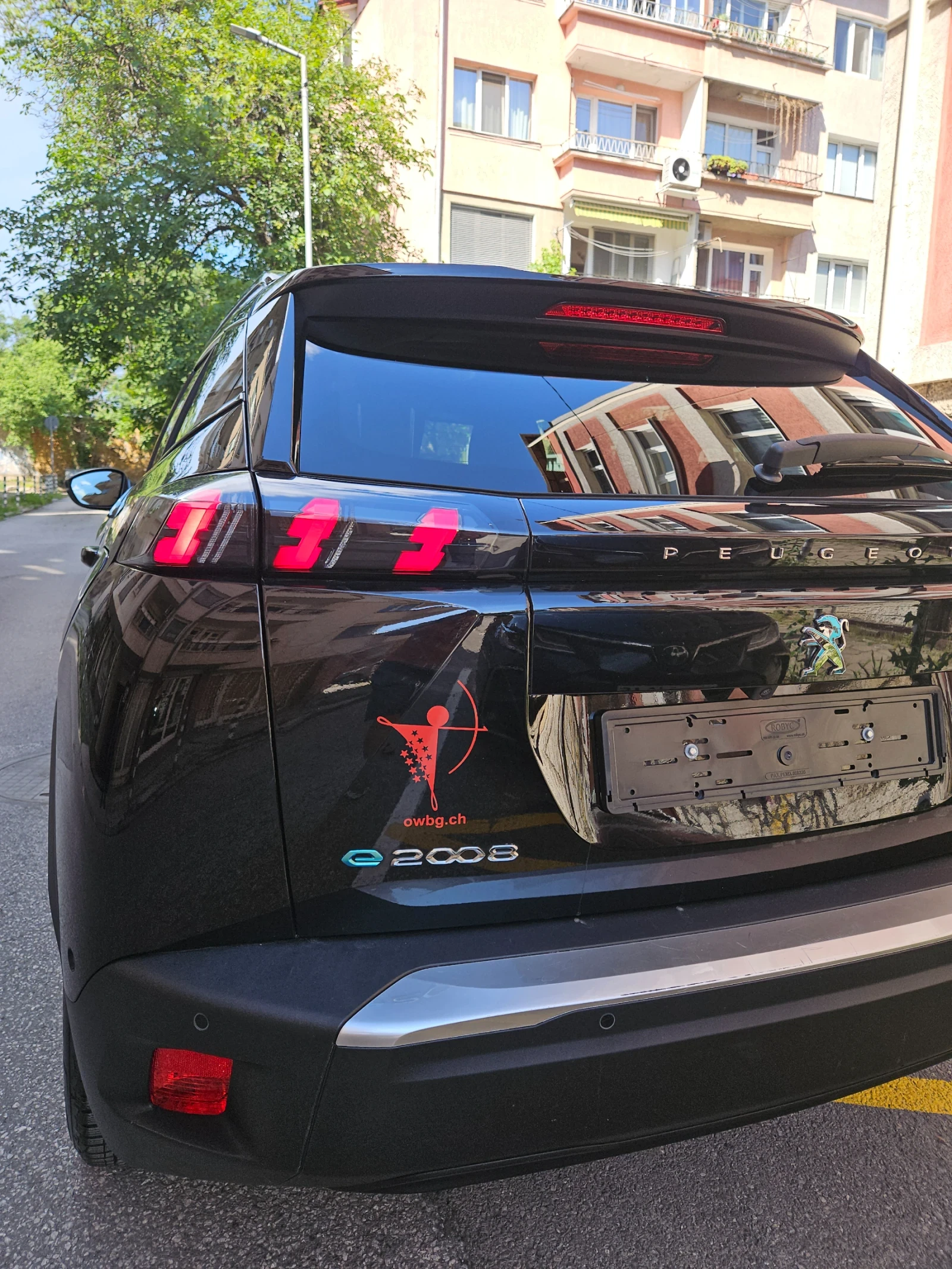 Peugeot 2008 GT 2008e 54kW 2022 Swiss , снимка 11 - Автомобили и джипове - 54859702