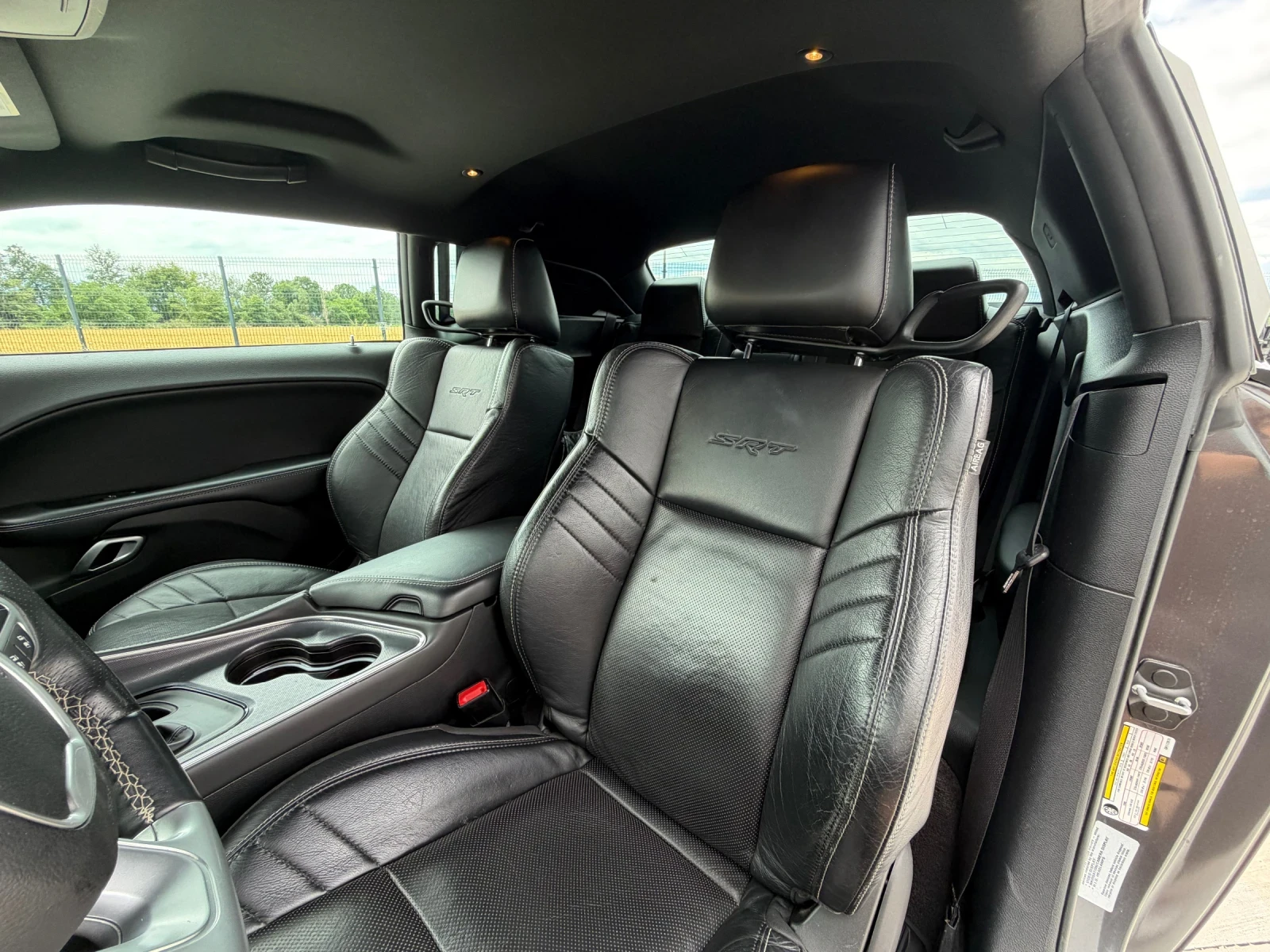Dodge Challenger 6.4 SRT* Full* , снимка 12 - Автомобили и джипове - 54911652