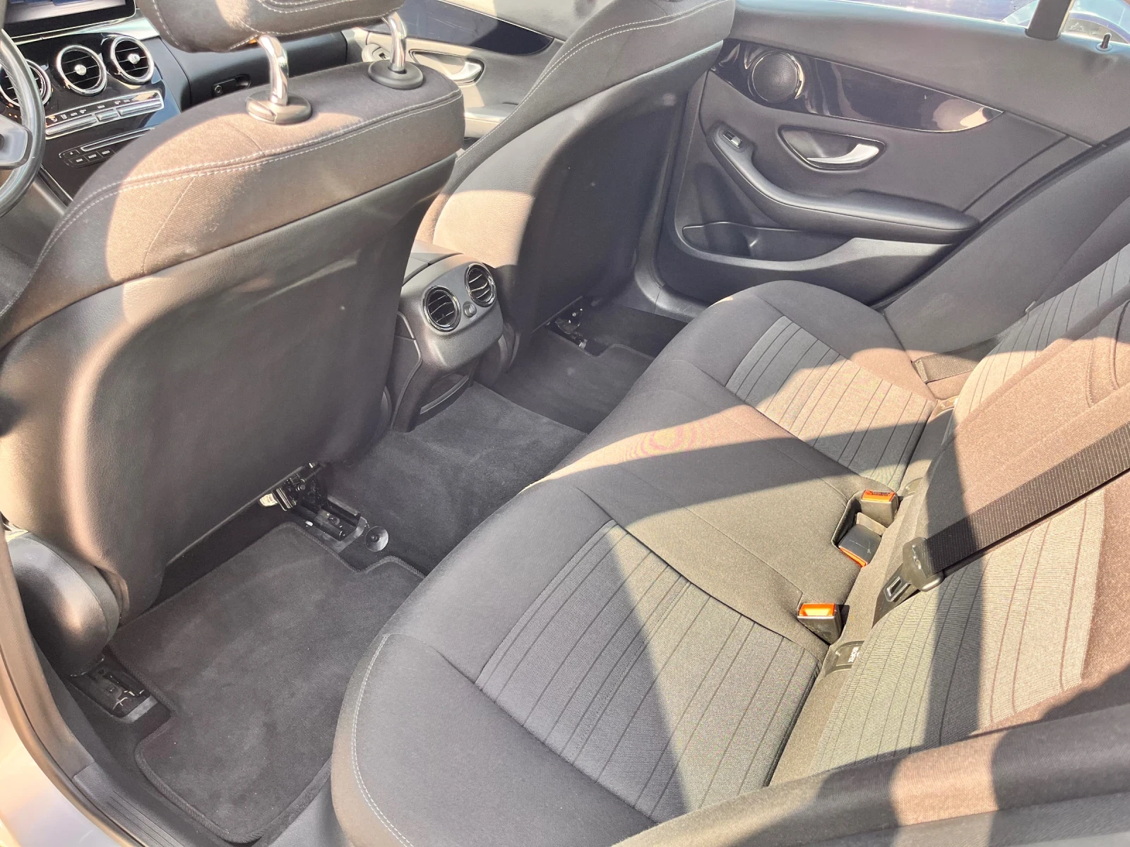 Mercedes-Benz C 220 C220 cdi bluetec, снимка 13 - Автомобили и джипове - 55144892