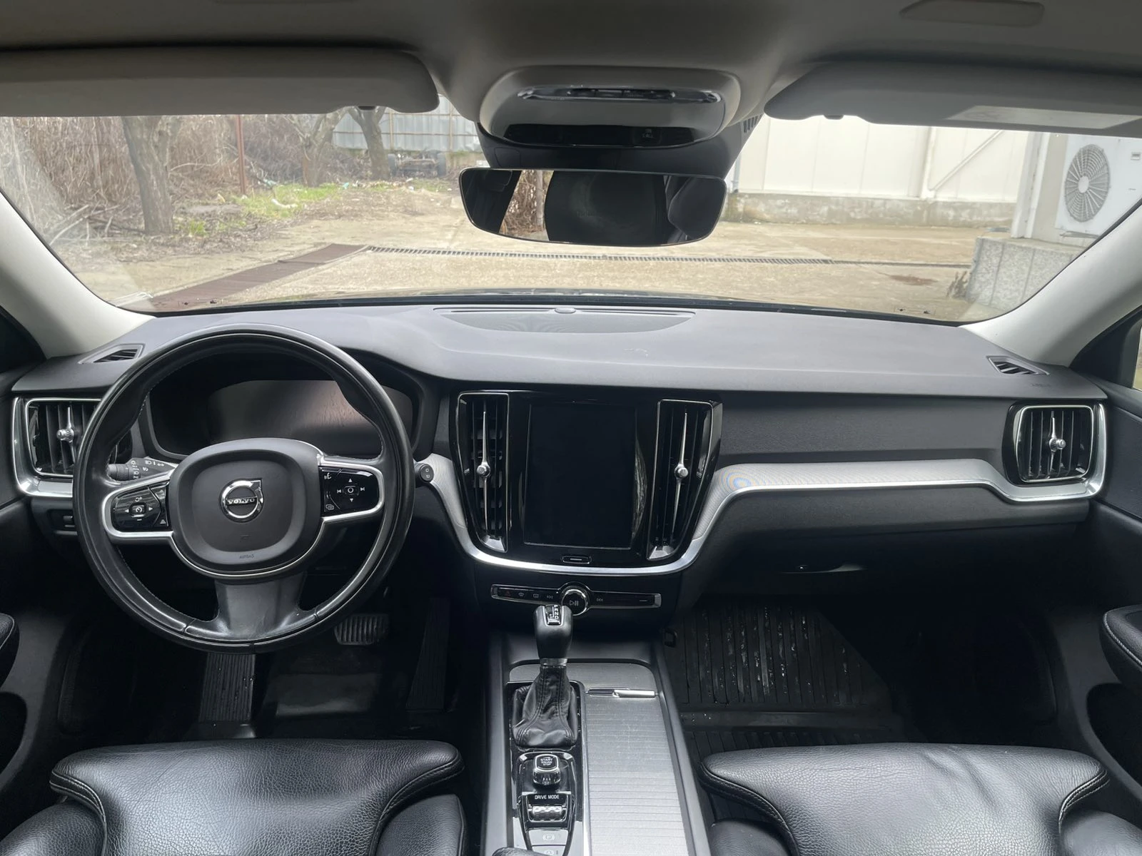Volvo V60 2.0 , снимка 8 - Автомобили и джипове - 55327676