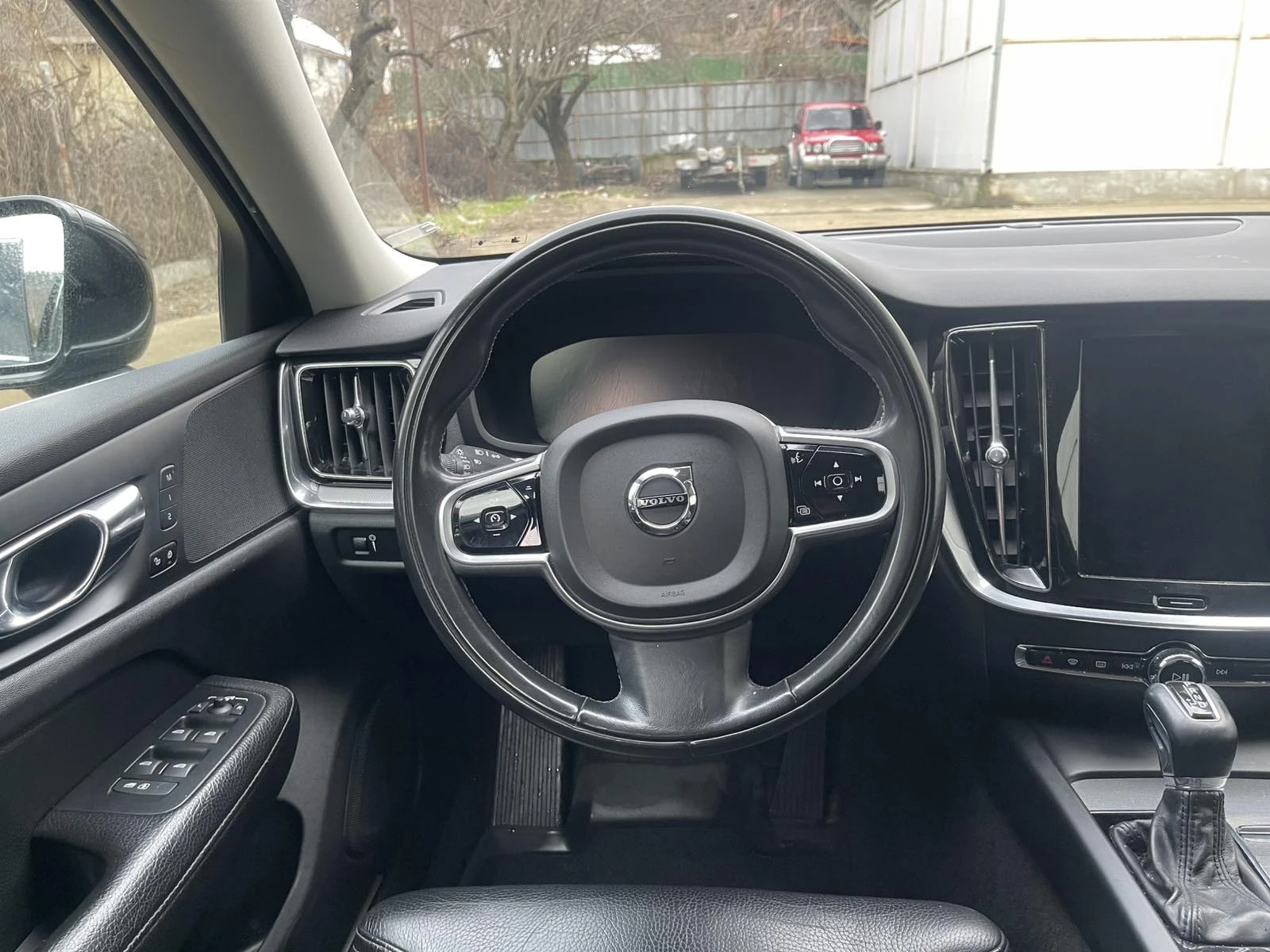 Volvo V60 2.0 , снимка 9 - Автомобили и джипове - 55327676