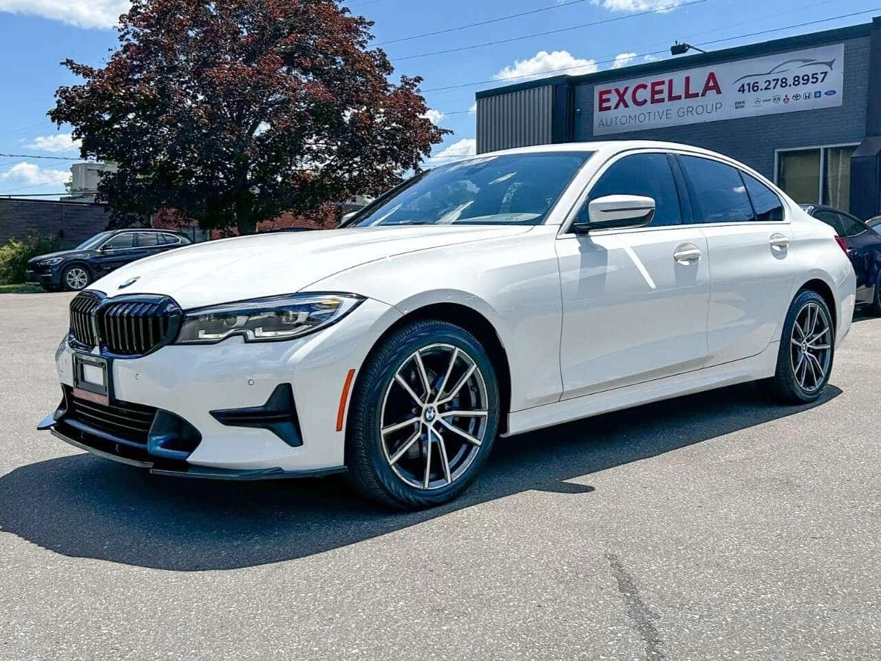 BMW 330 Sport Package / CarPlay / Digital Cockpit/HUD, снимка 3 - Автомобили и джипове - 55445391