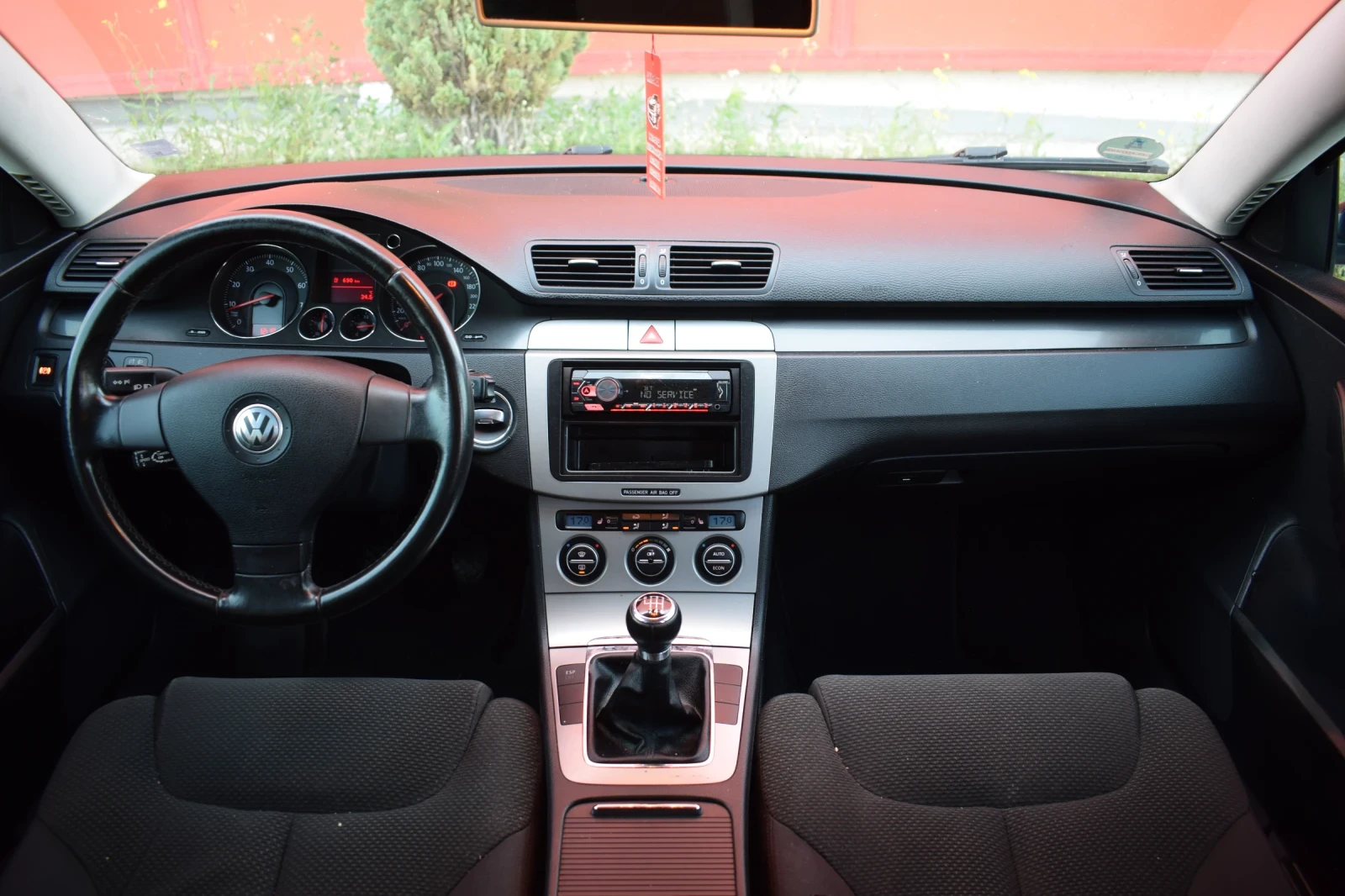 VW Passat, снимка 10 - Автомобили и джипове - 55623768