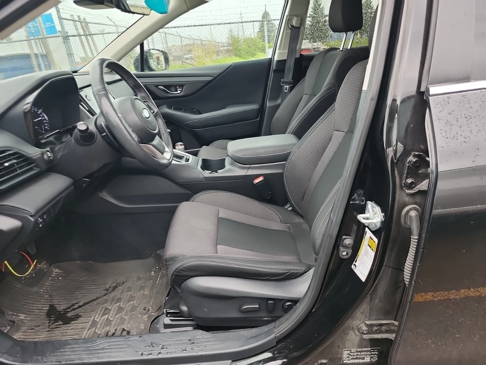 Subaru Outback 4X4, Touring, АВТОКРЕДИТ, снимка 3 - Автомобили и джипове - 55937449