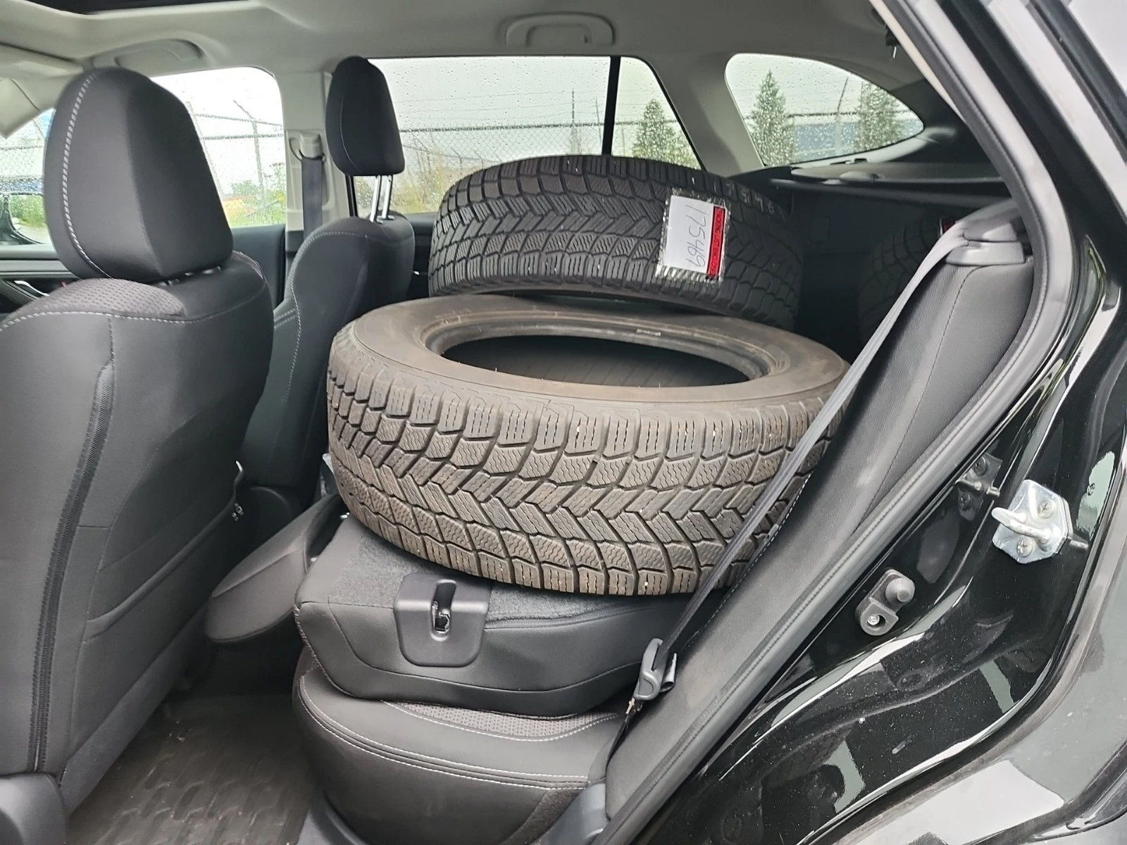 Subaru Outback 4X4, Touring, АВТОКРЕДИТ, снимка 11 - Автомобили и джипове - 55937449