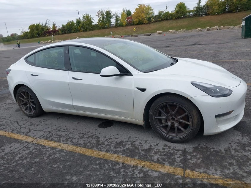 Tesla Model 3 Standard Range Plus RWD, снимка 13 - Автомобили и джипове - 56405024