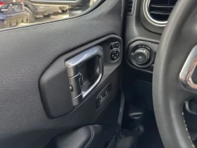 Jeep Wrangler SAHARA UNLIMITED ЦЕНА ДО БЪЛГАРИЯ АВТОКРЕДИТ, снимка 14