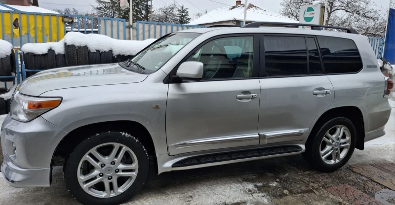 Toyota Land cruiser 200, снимка 3 - Автомобили и джипове - 48695567