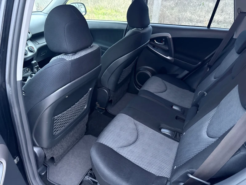 Toyota Rav4 2008г 2.2 D4D 136 кс, снимка 15 - Автомобили и джипове - 52886575