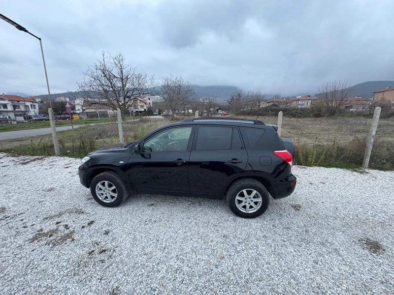 Toyota Rav4 2008г 2.2 D4D 136 кс, снимка 11 - Автомобили и джипове - 52886575
