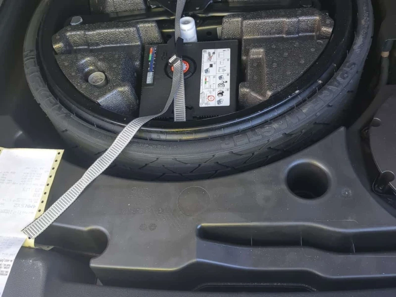 Audi Q8 * TECHNIK * Pano * 2 Ключа * Обдухване * Дистроник, снимка 13 - Автомобили и джипове - 53529644