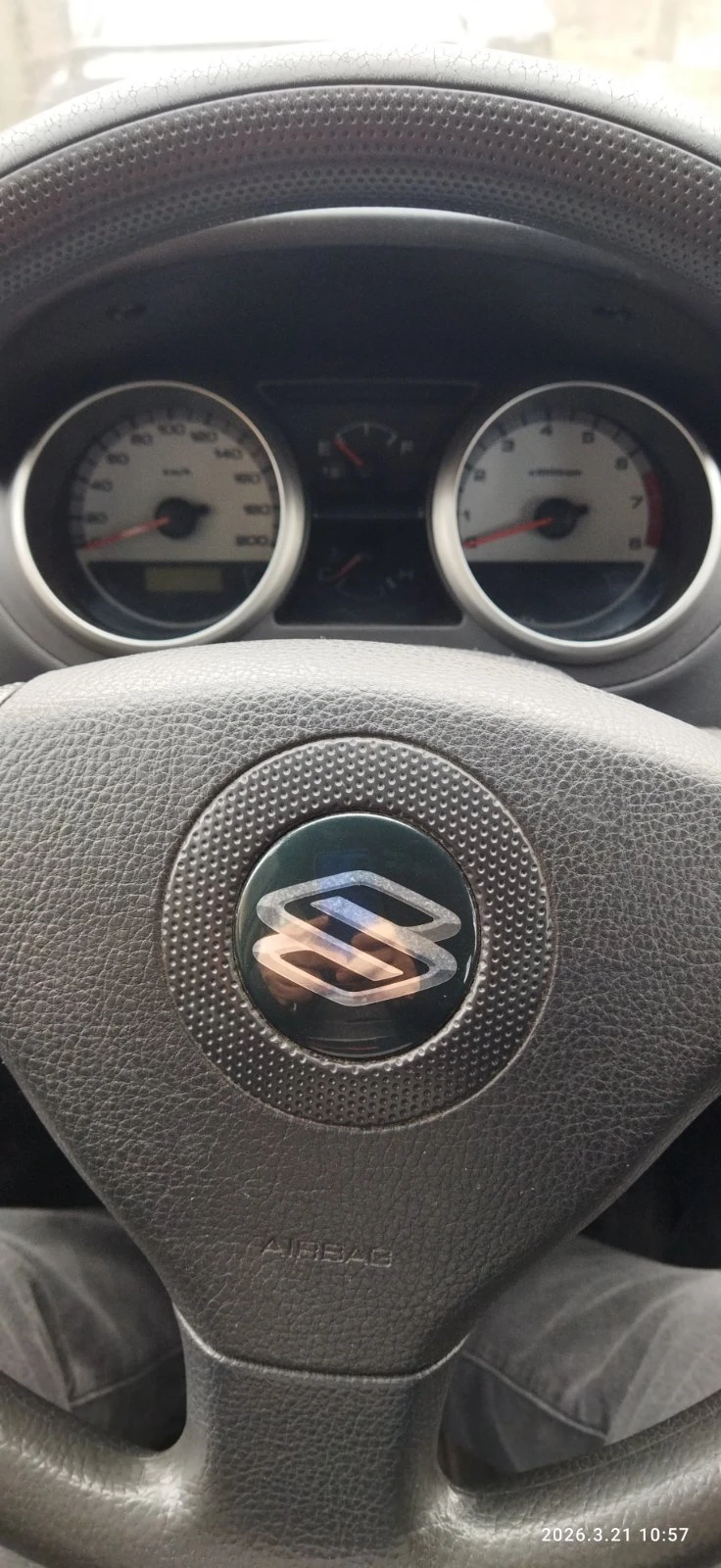 Suzuki Ignis, снимка 5 - Автомобили и джипове - 53934107