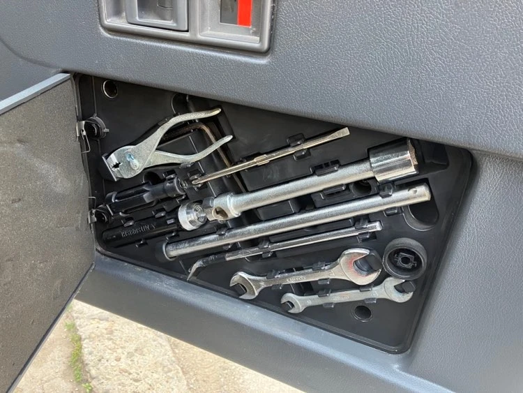 Mitsubishi Pajero 2, 5 super select, снимка 8 - Автомобили и джипове - 54295973