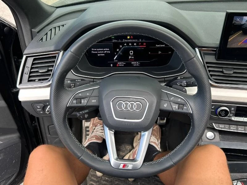 Audi Q5 * PROGRESSIV * ДИСТРОНИК * ПАНОРАМА * BLACK OPTICS, снимка 10 - Автомобили и джипове - 54741128