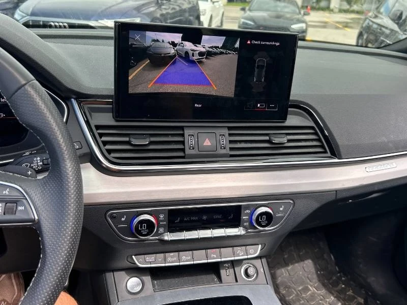 Audi Q5 * PROGRESSIV * ДИСТРОНИК * ПАНОРАМА * BLACK OPTICS, снимка 11 - Автомобили и джипове - 54741128