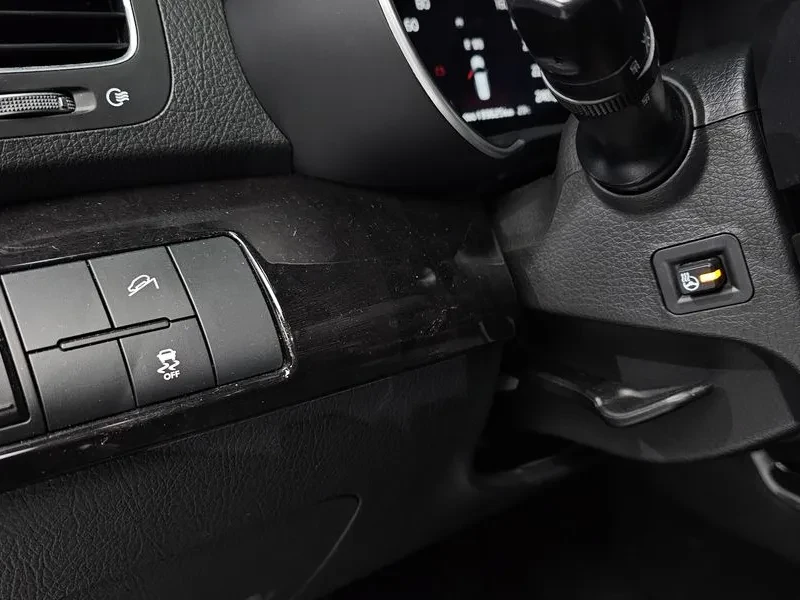 Kia Sorento 2.0 2Wd Tlx Special, снимка 14 - Автомобили и джипове - 56718630
