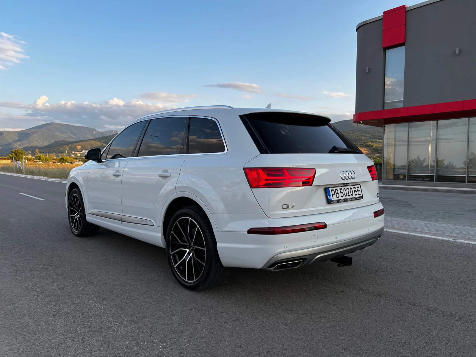 Audi Q7 FULL* ТОП* ОБСЛУЖЕН*  - изображение 3