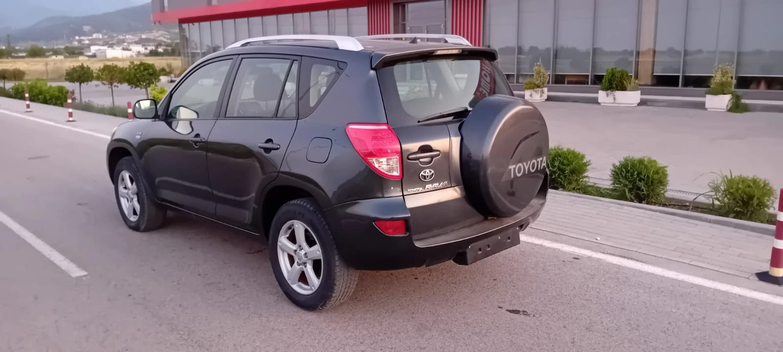 Toyota Rav4 Нов внос  - изображение 2