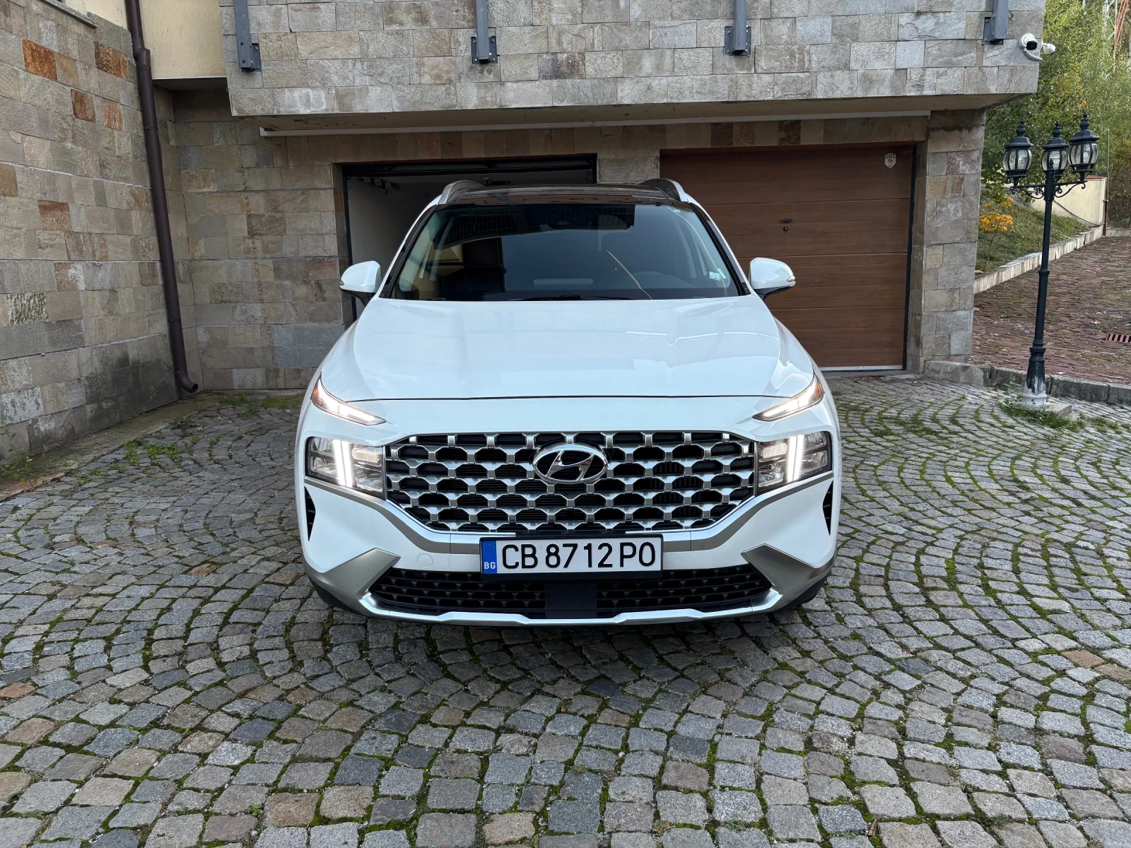 Hyundai Santa fe 1.6T Hybrid  - изображение 2