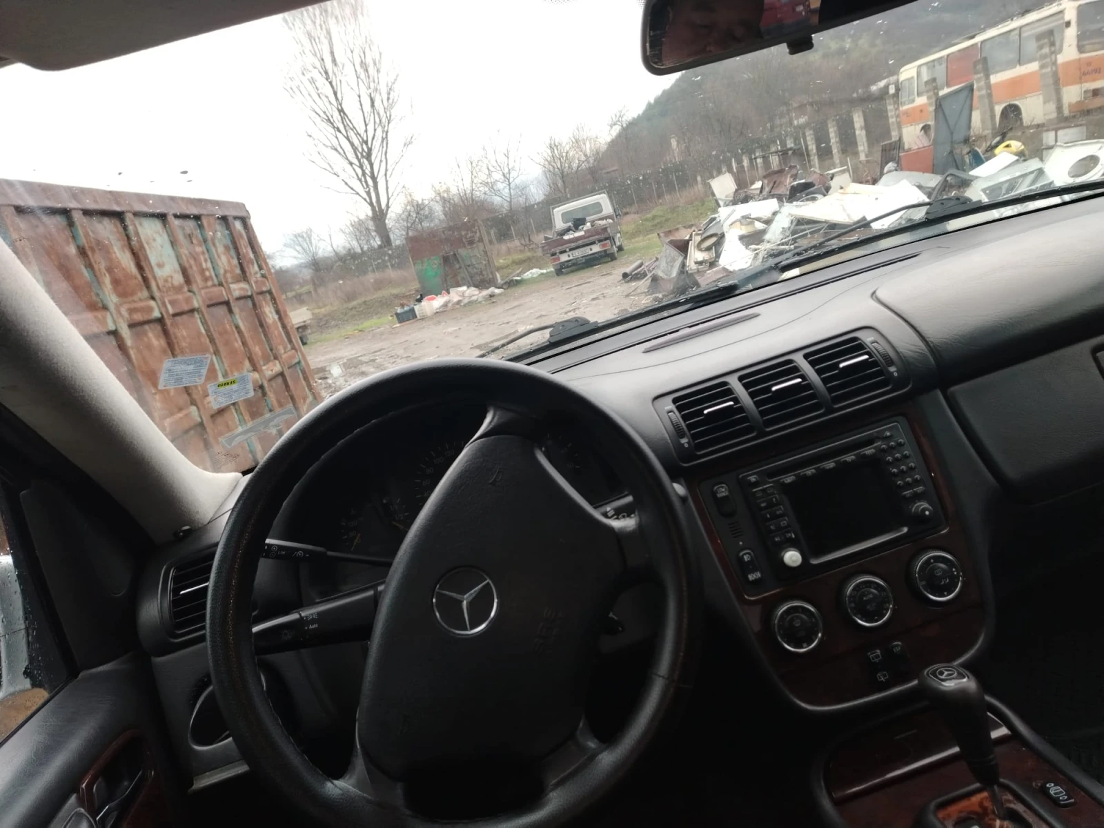 Mercedes-Benz ML 270  - изображение 4