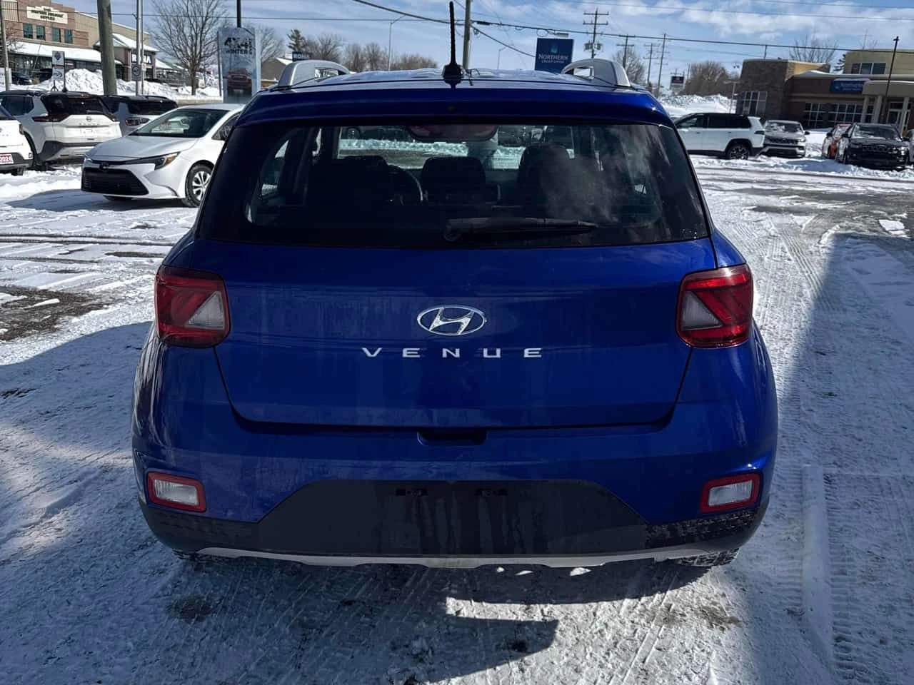 Hyundai Venue * Preferred * CARFAX * ��� ����� * KEYLESS | Mobile.bg � ����������� 4