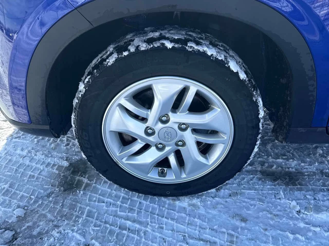 Hyundai Venue * Preferred * CARFAX * ��� ����� * KEYLESS | Mobile.bg � ����������� 7