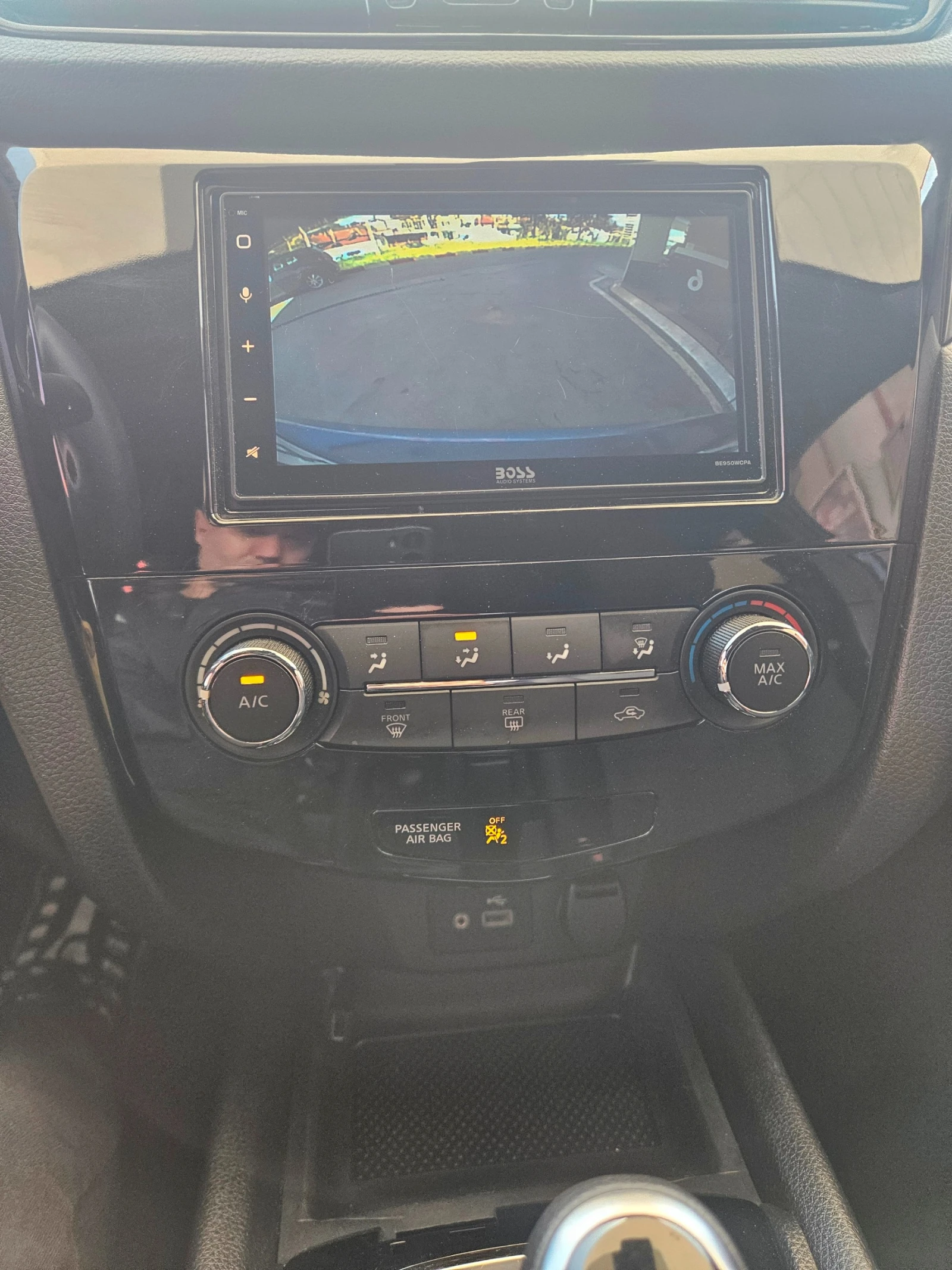 Nissan Qashqai 2.0  4x4, снимка 12 - Автомобили и джипове - 54217589