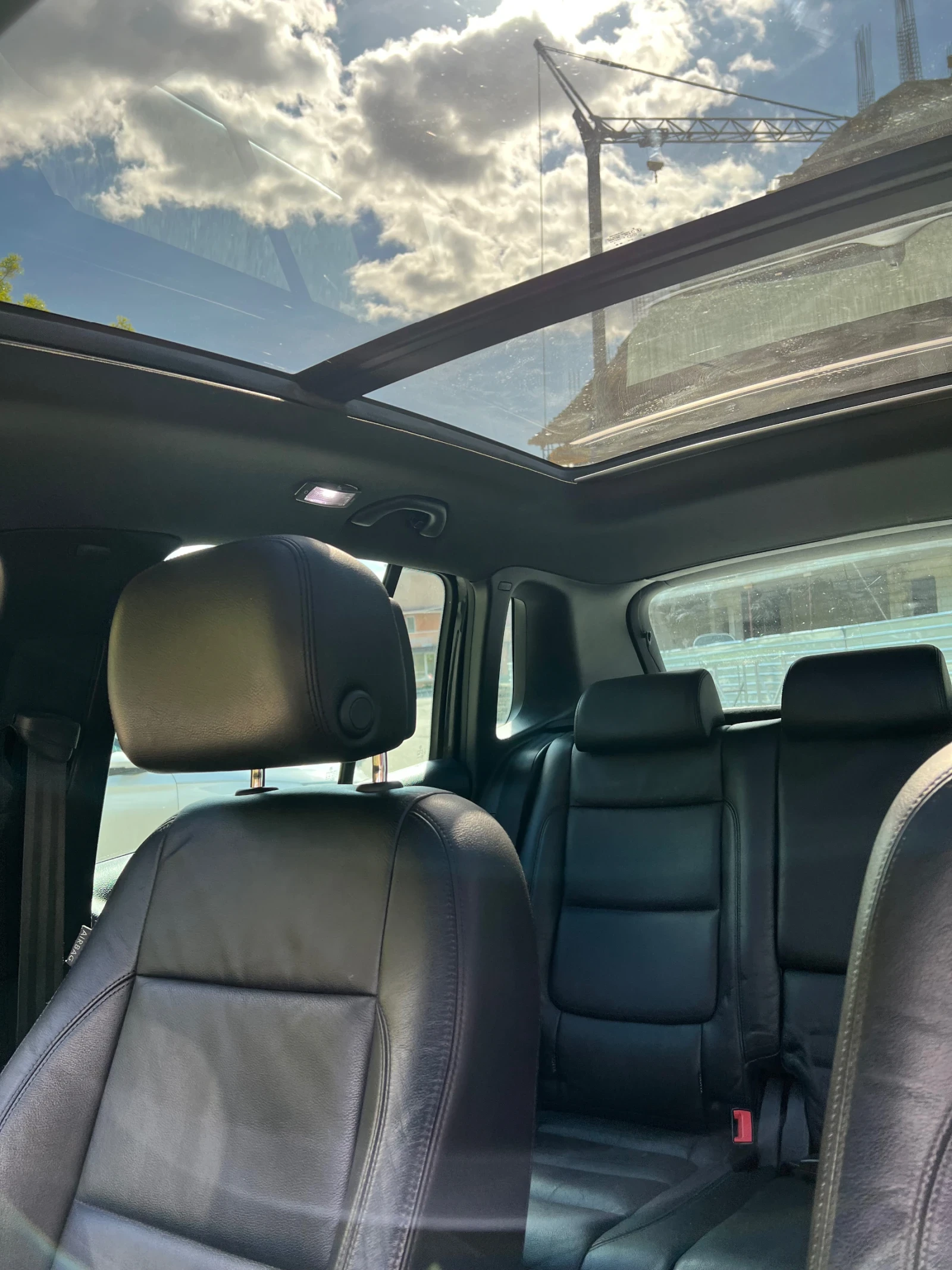 VW Tiguan R-line/Pano/Carplay/Keyless/Dynaudio | Mobile.bg � ����������� 9