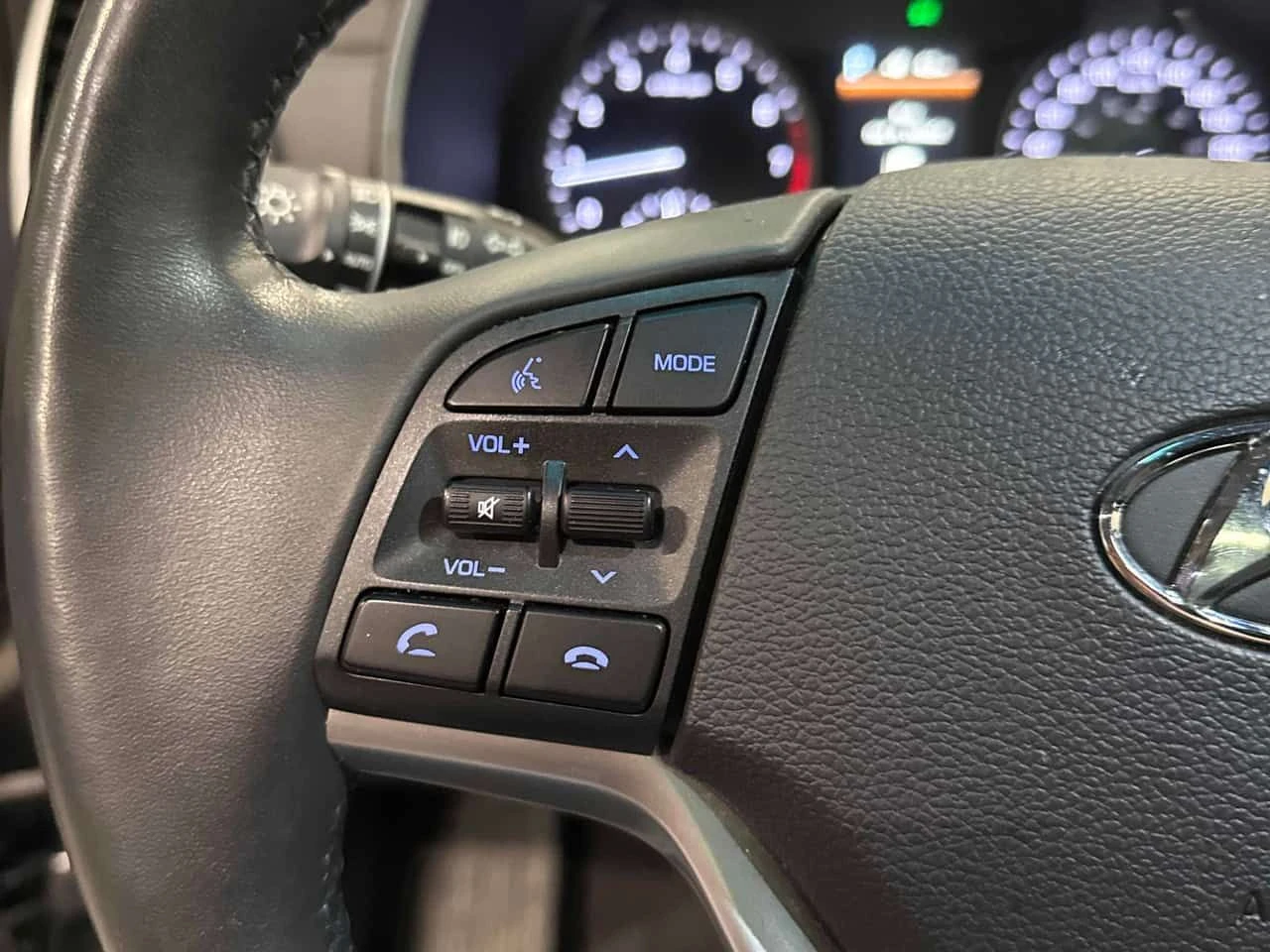 Hyundai Tucson Ultimate  CARFAX | Mobile.bg � ����������� 13