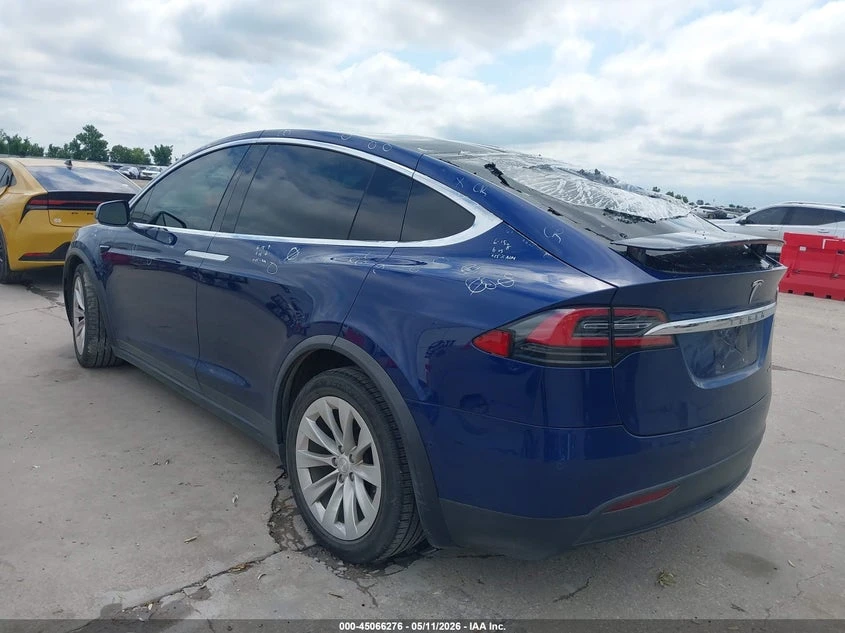 Tesla Model X Long Range Dual Motor All-Wheel Drive/Long Range P, снимка 3 - Автомобили и джипове - 55287355