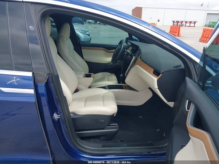 Tesla Model X Long Range Dual Motor All-Wheel Drive/Long Range P, снимка 5 - Автомобили и джипове - 55287355