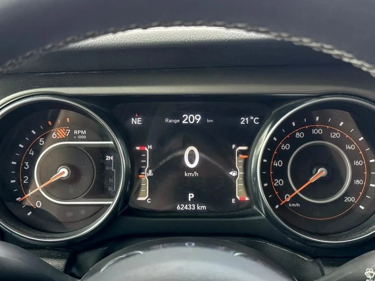 Jeep Wrangler SAHARA UNLIMITED ЦЕНА ДО БЪЛГАРИЯ АВТОКРЕДИТ, снимка 12 - Автомобили и джипове - 55504036