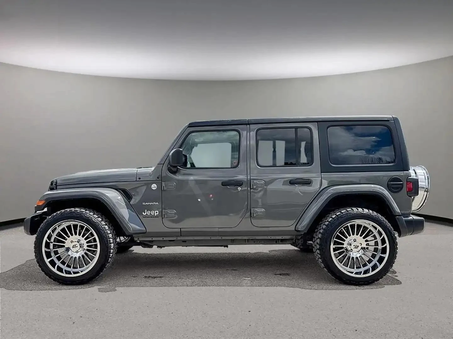 Jeep Wrangler SAHARA UNLIMITED ЦЕНА ДО БЪЛГАРИЯ АВТОКРЕДИТ, снимка 3 - Автомобили и джипове - 55504036