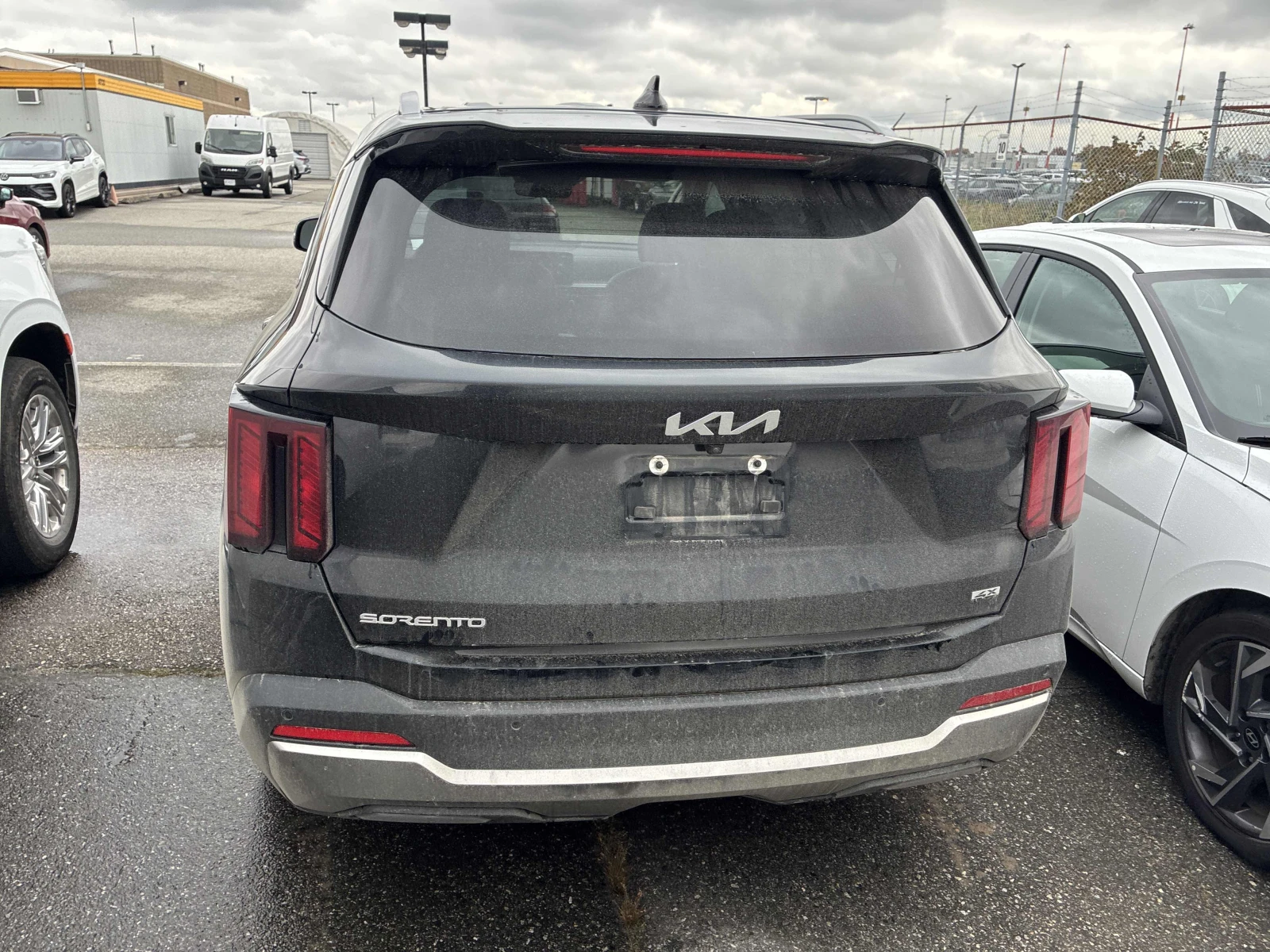 Kia Sorento AWD, снимка 4 - Автомобили и джипове - 56556329