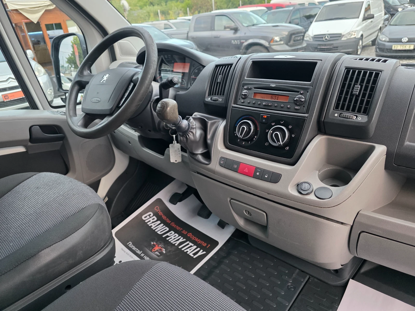 Peugeot Boxer 2.2hdi, снимка 14 - Бусове и автобуси - 55438543