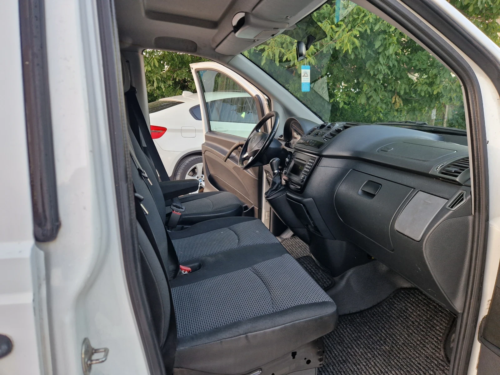 Mercedes-Benz Vito 2.2 CDI, снимка 10 - Бусове и автобуси - 55504558