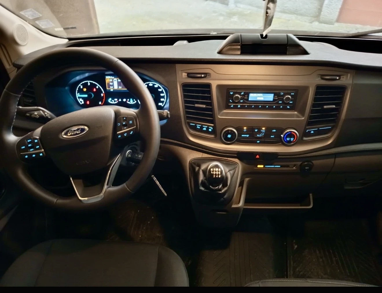 Ford Transit Ford Transit  2.0 EcoBlue 150 P | Mobile.bg � ����������� 9