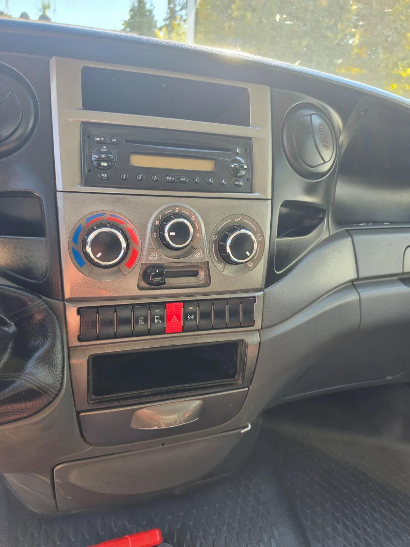 Iveco 35c15 3.0 HPI 3.25м  CH, снимка 10 - Бусове и автобуси - 56119237