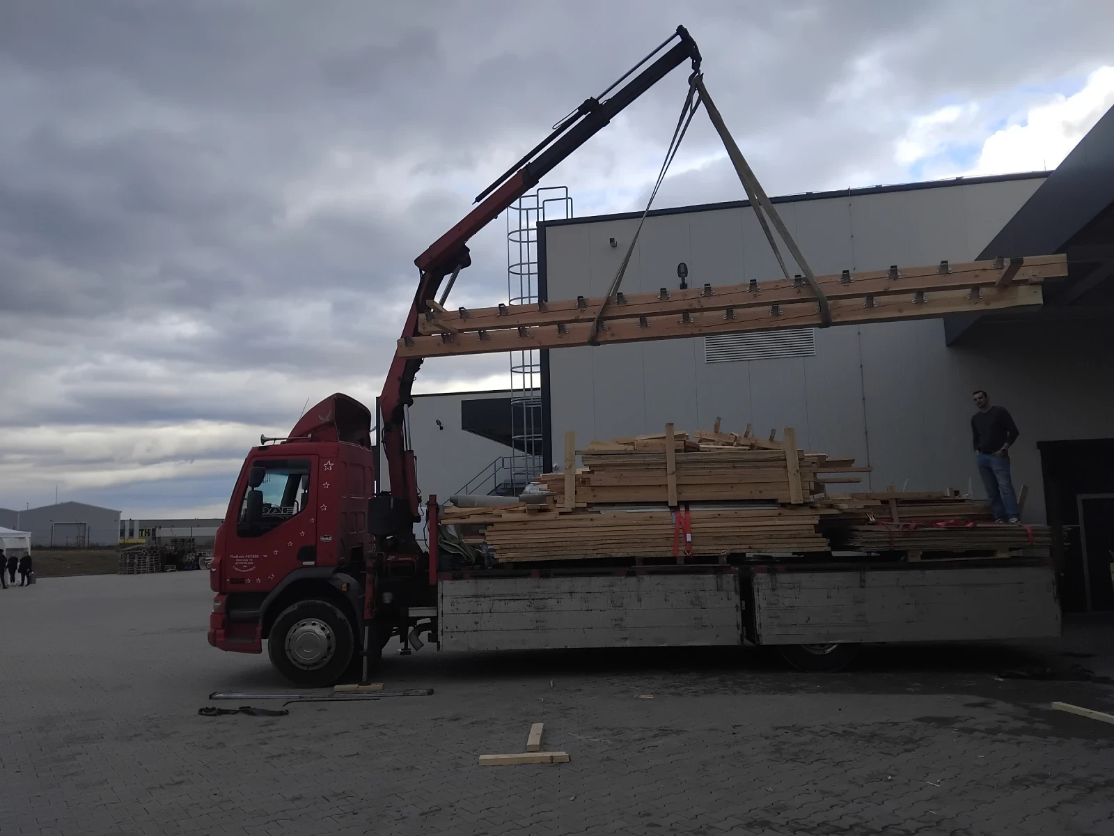 Daf Lf Камион с кран, снимка 4 - Камиони - 53829925