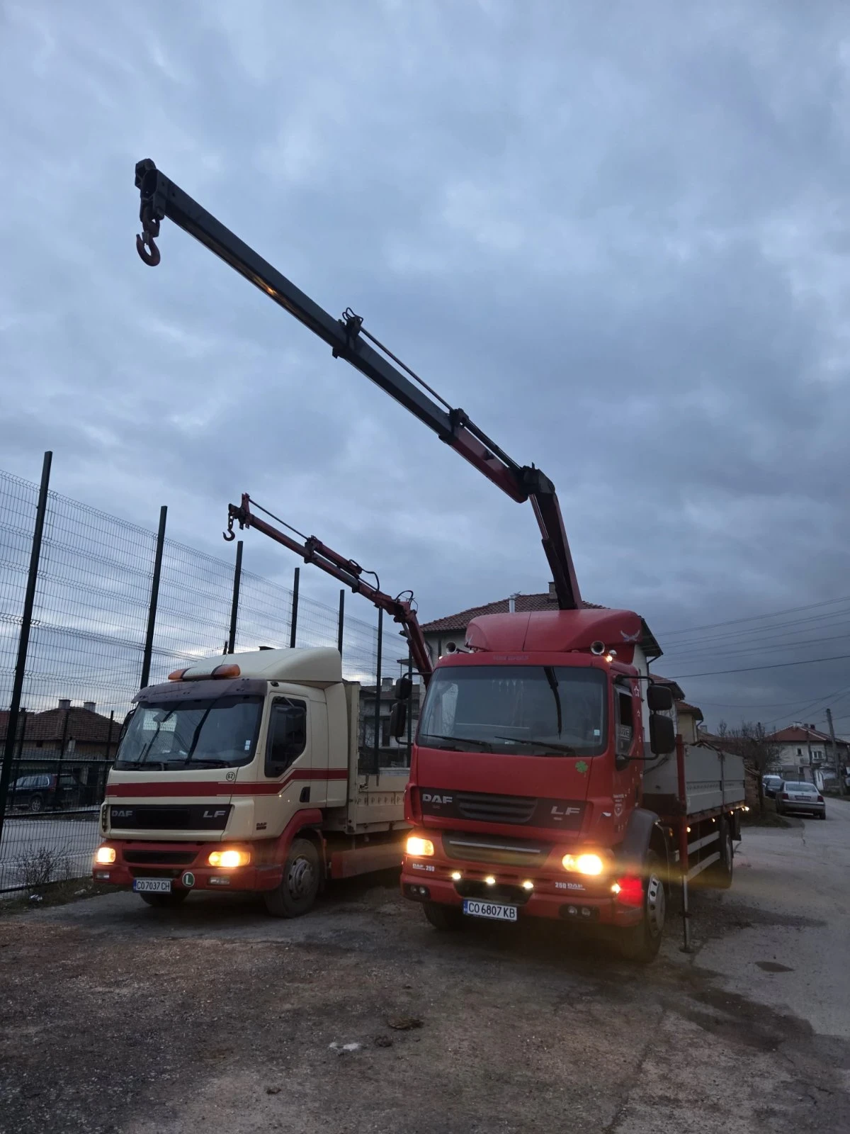 Daf Lf Камион с кран, снимка 3 - Камиони - 53829925