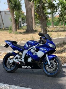  Yamaha YZF-R6