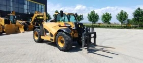 Телескопичен товарач Caterpillar TH357D, снимка 2