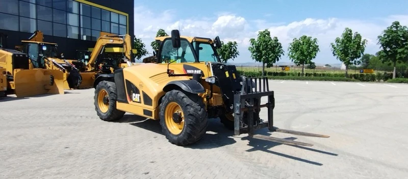 Телескопичен товарач Caterpillar TH357D, снимка 2 - Селскостопанска техника - 47534648