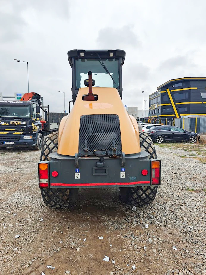 ����� Case 1110 EX-D | Mobile.bg � ����������� 5