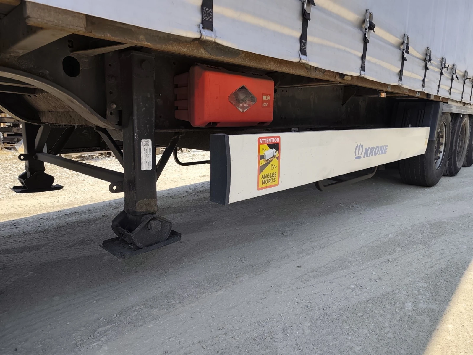 Полуремарке Krone Profi Liner SD, снимка 5 - Ремаркета - 55686908