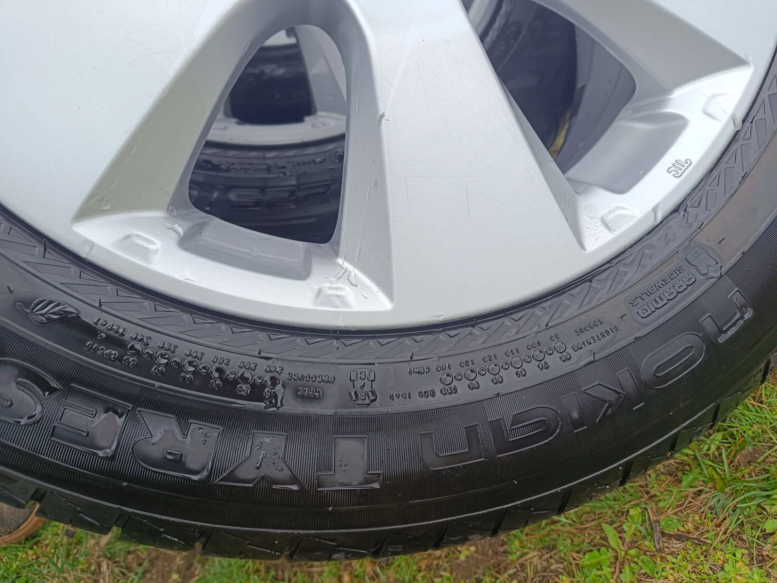 Гуми с джанти Nokian 225/60R17, снимка 4 - Гуми и джанти - 54003759