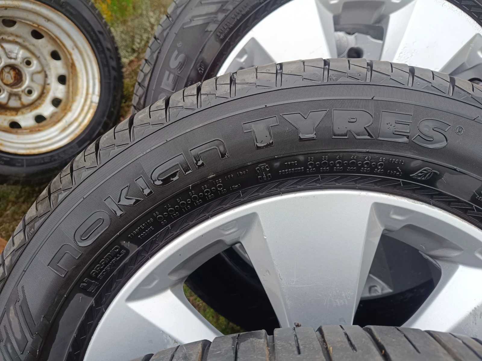 Гуми с джанти Nokian 225/60R17, снимка 5 - Гуми и джанти - 54003759
