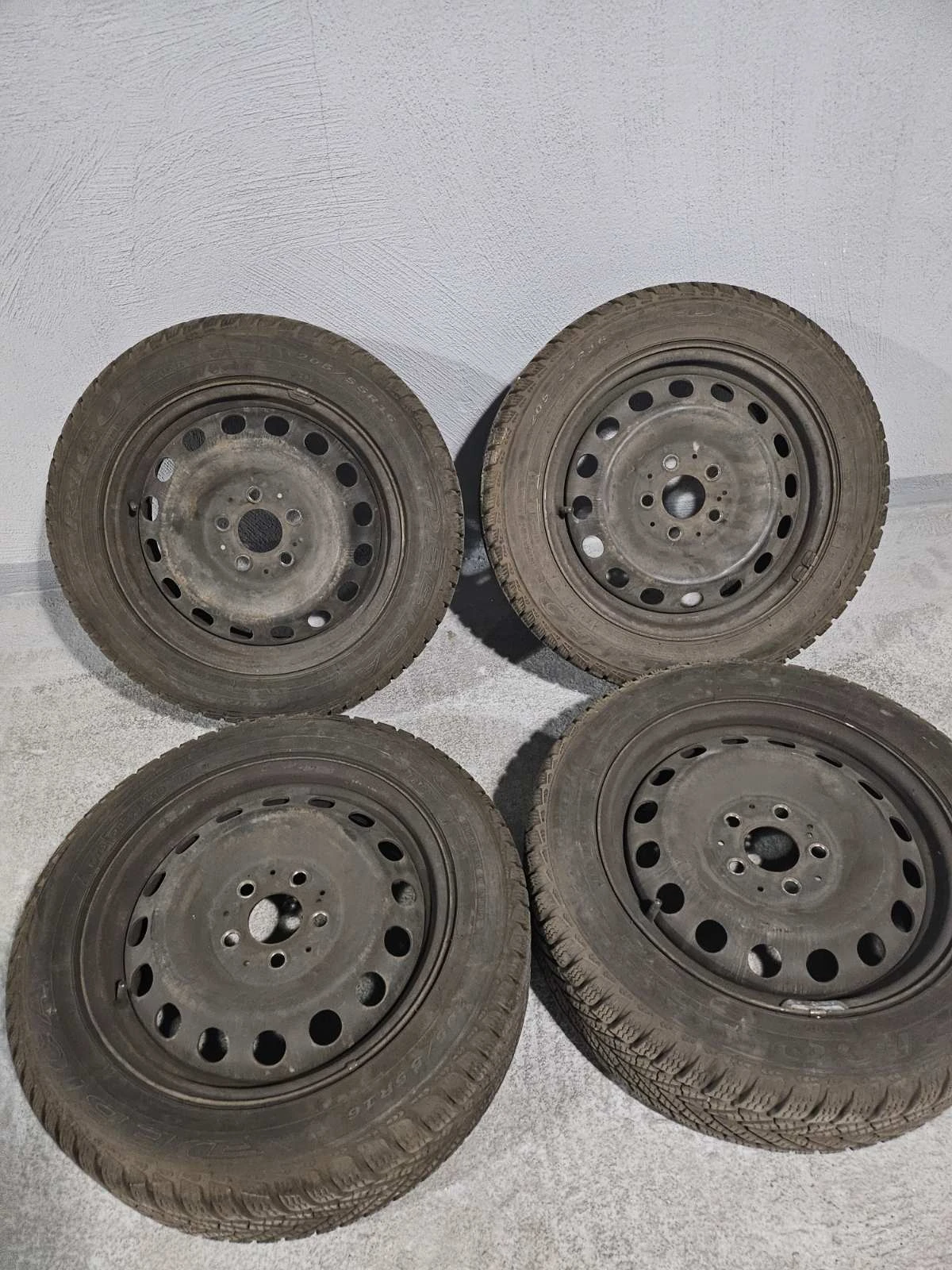 Гуми с джанти Debica 205/55R16
